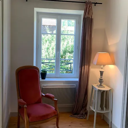 Renove Campagne Chic, 6 Pour 13 Pers., Jardin, Terrasse, Haute-loire - Fr-1-582-527 * Farge